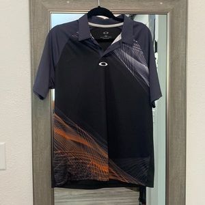 Medium rarely worn collared Oakley dry fit shirt
